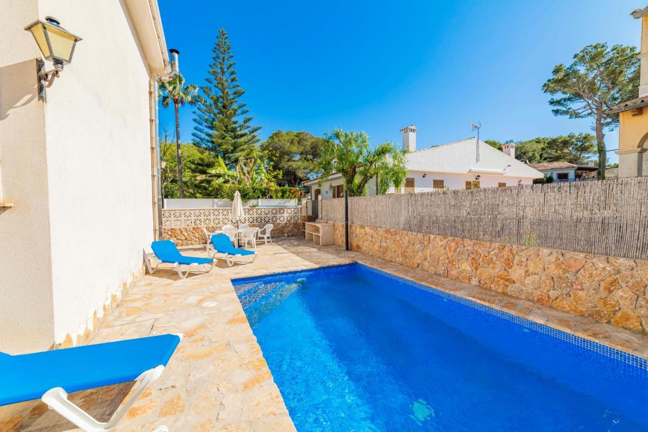 Benestar Pool&beach In Platja De Muro